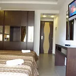 Hotel Dion 3*
