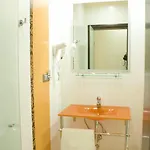 Dion Hotel 3*